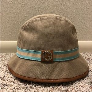 Gucci bucket hat